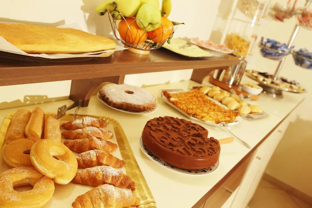 Hotel Corallo Albinia 3*,  Italien
